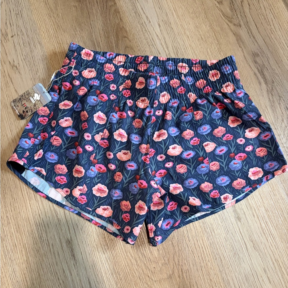 Rabbit Feelin’ Fine 4” Eclipse Poppy Shorts